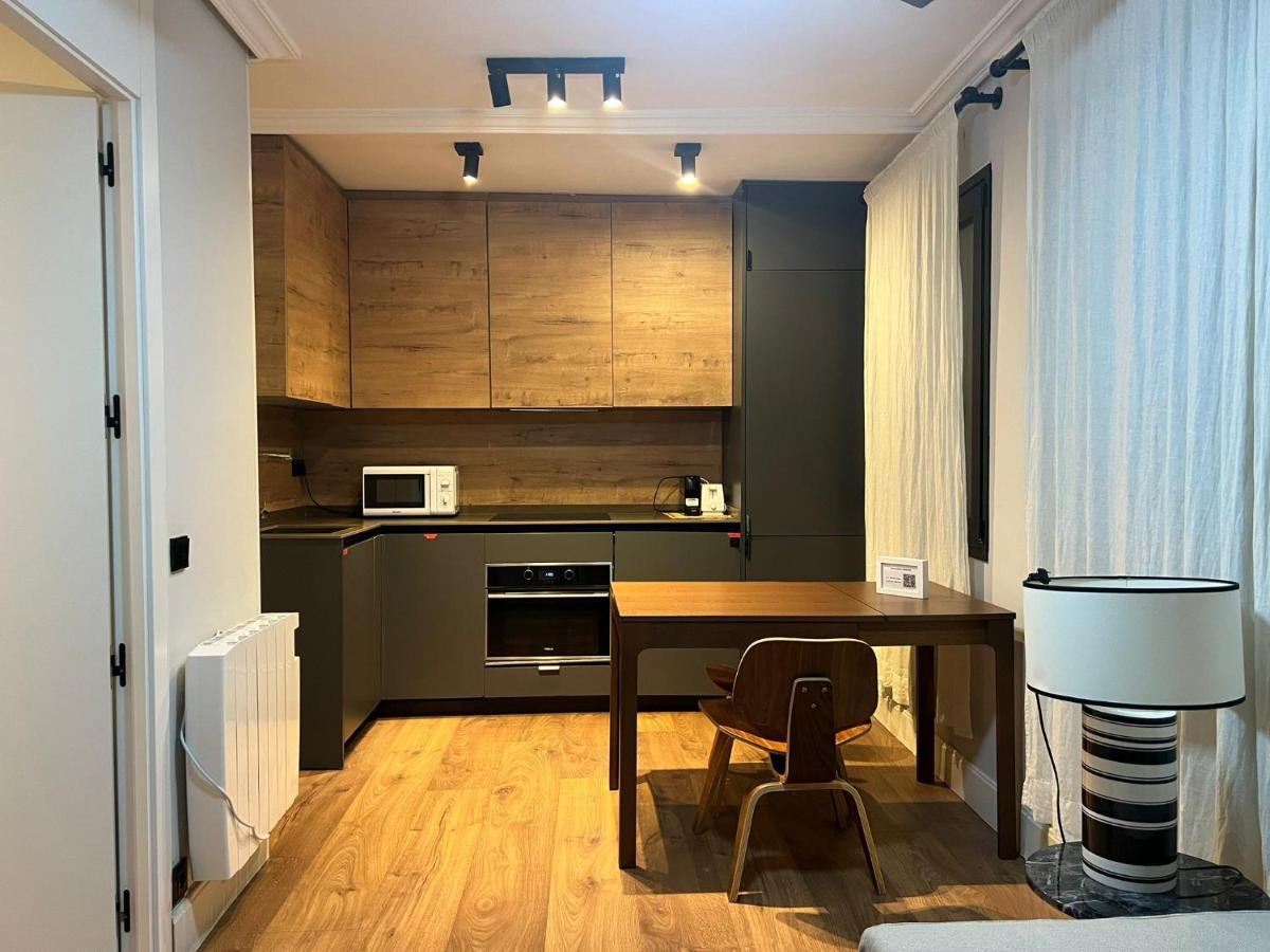 Realbites Accommodations Madrid Extérieur photo